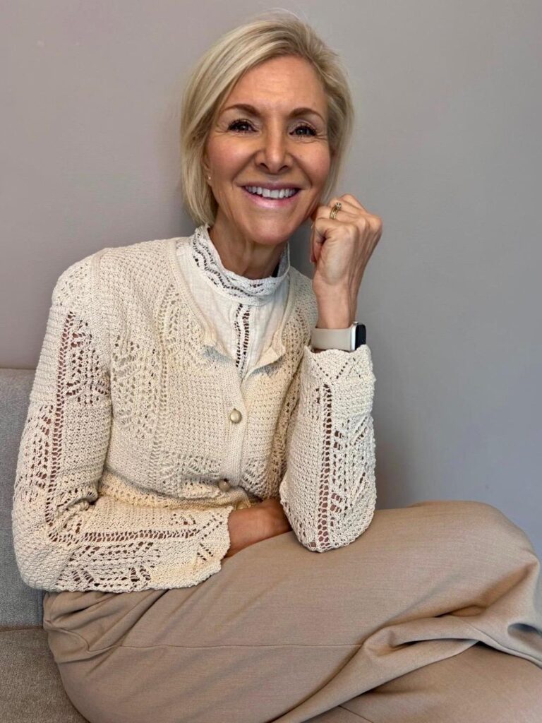 Ci Profile Pic Elizabeth Darlison
